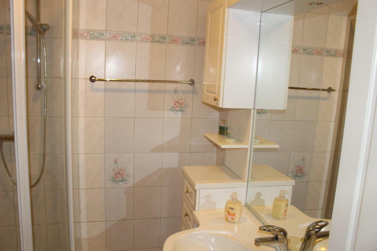 Appartement "Blumengassl" Mörbisch am See Exterior foto
